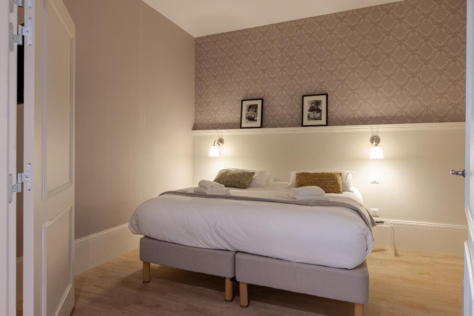 La Maison Blanche - Apparthotels De Charme Chic & Cosy A 350M Du Coeur De Ville De Limoges - Acces Autonome Pokoj fotografie