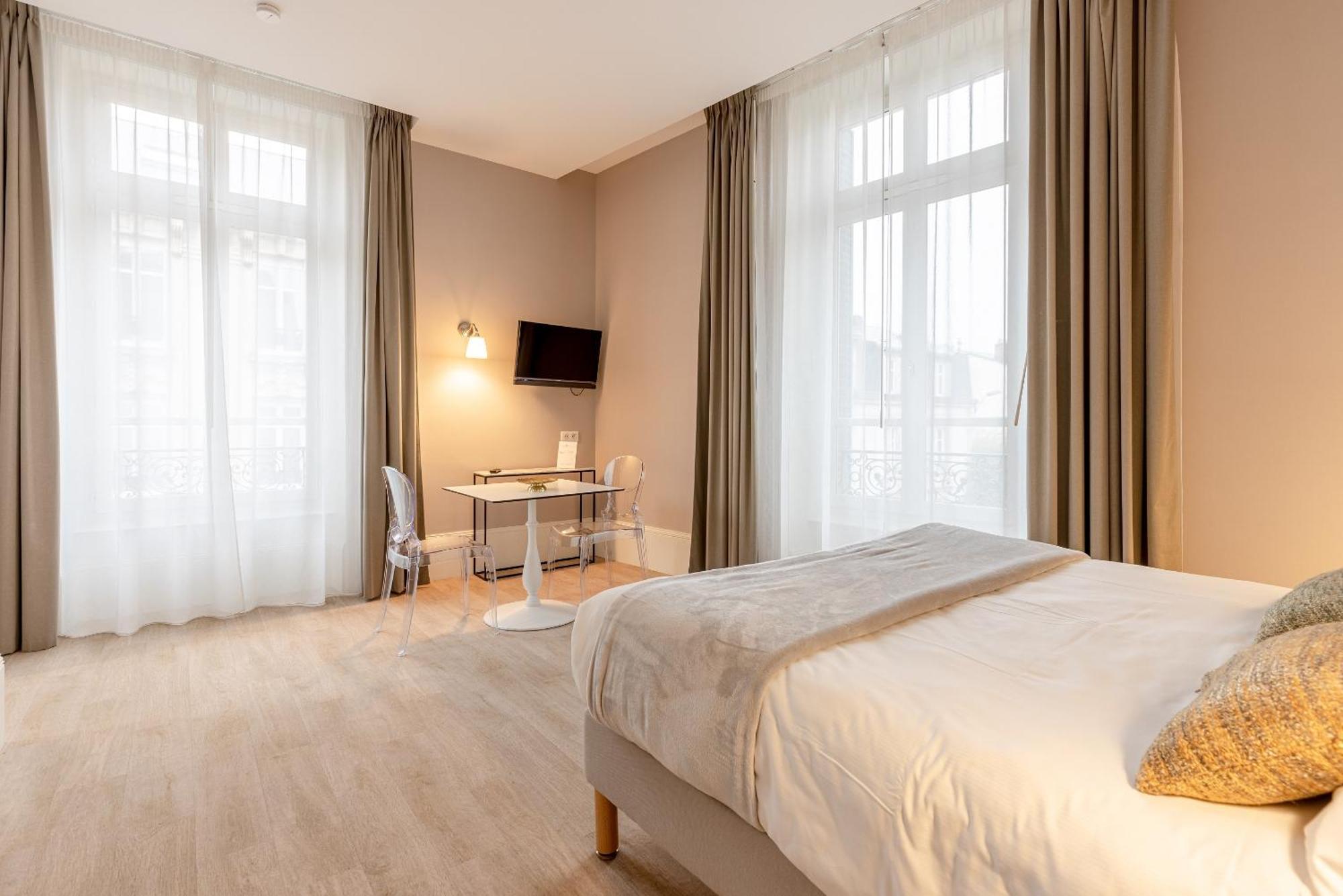La Maison Blanche - Apparthotels De Charme Chic & Cosy A 350M Du Coeur De Ville De Limoges - Acces Autonome Pokoj fotografie